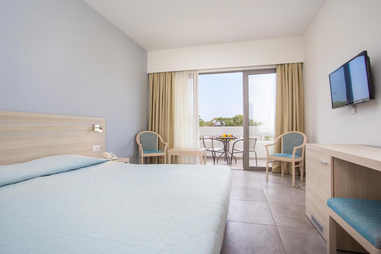 Hotel Niriides Beach Kolymbia Extérieur photo