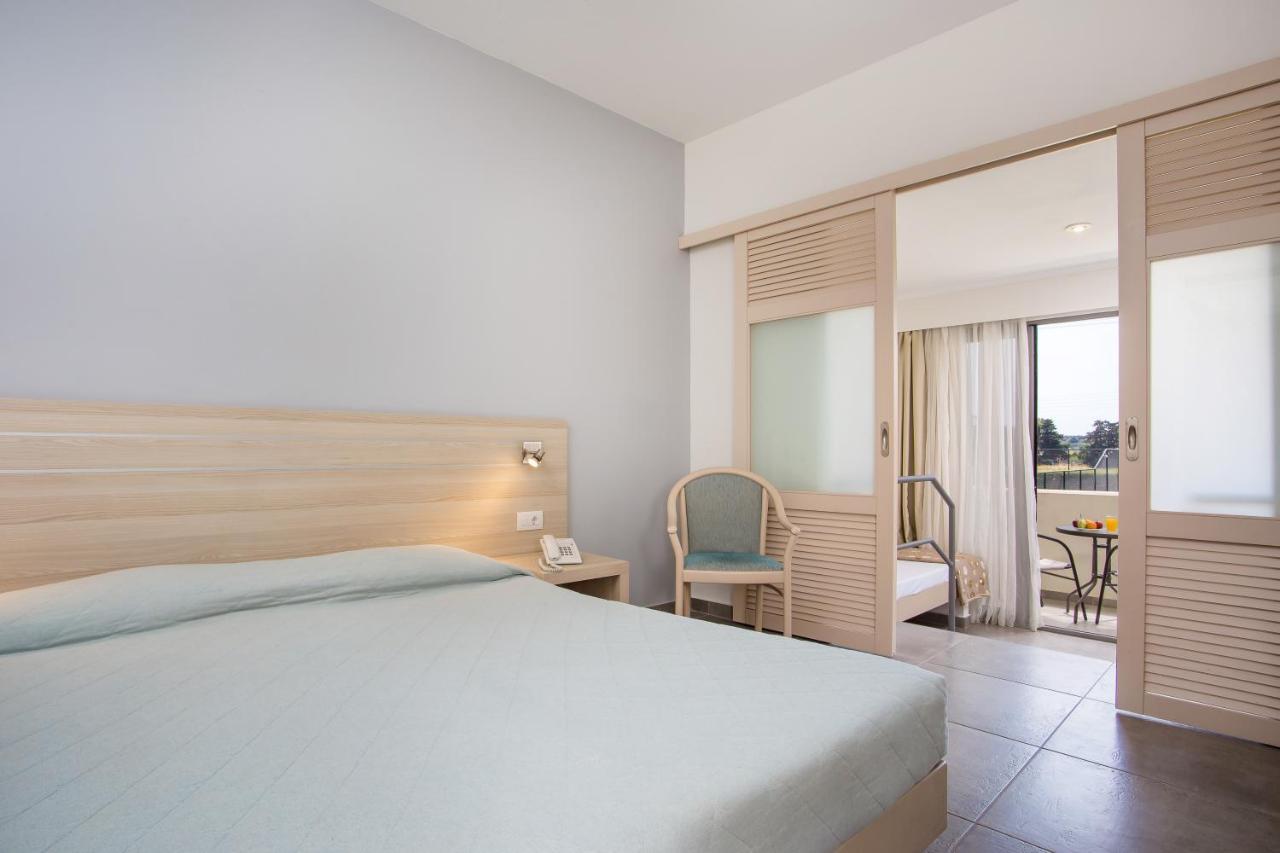 Hotel Niriides Beach Kolymbia Extérieur photo