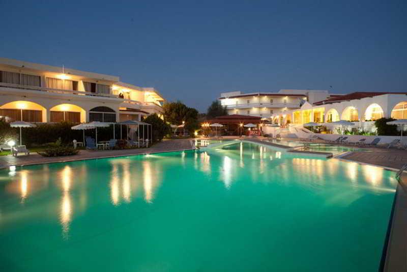 Hotel Niriides Beach Kolymbia Extérieur photo