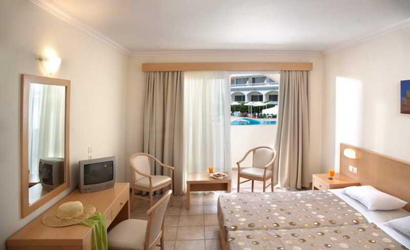 Hotel Niriides Beach Kolymbia Extérieur photo